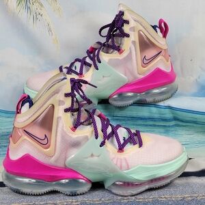 Nike LaBron 19 EP Valentine's Day Mens 9